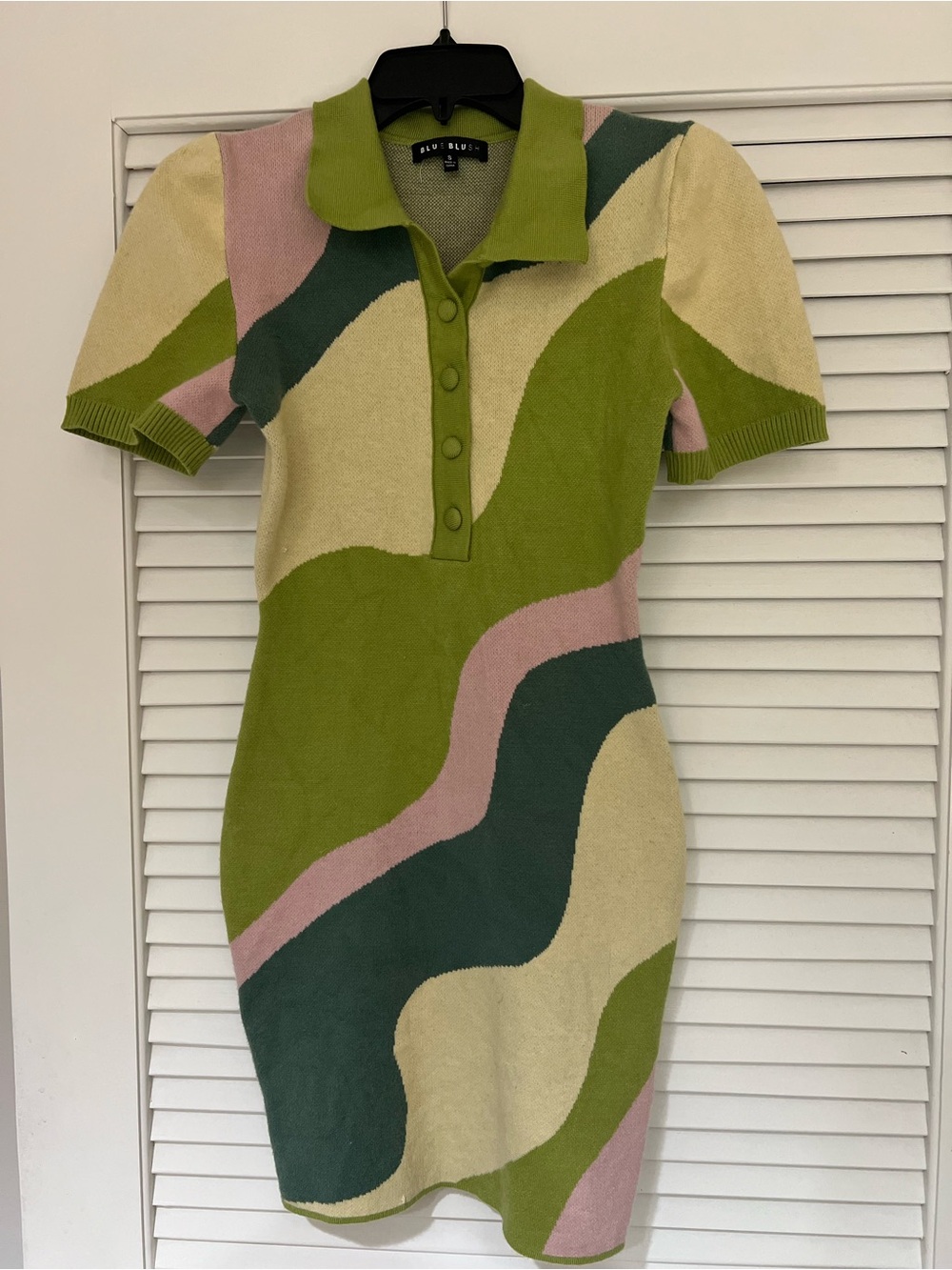 Blue Blush Olive Green, Cream & Pink Wavy Knit Mini Dress